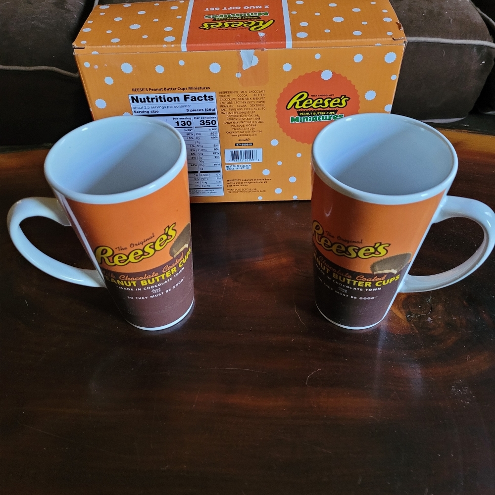 🍫NWT! Authentic Reeses Chocolatate 6in Mug Set